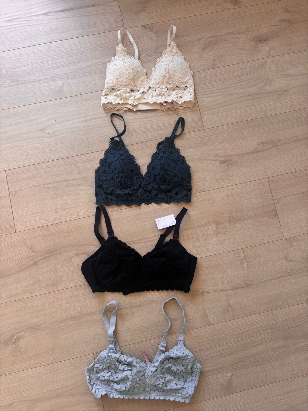 Momanda Lace Nursing Bra Bunfle - Black, Cream, Deep green, Light blue
